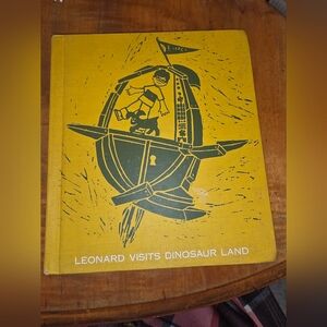 Vintage 1965 Leonard Visits Dinosaur Land Gene Darby Hardcover Book -